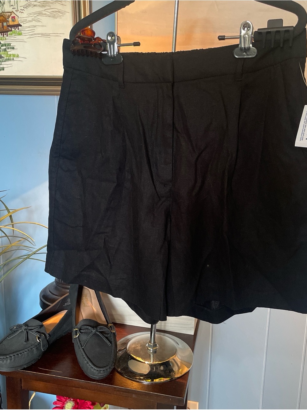 Old Navy Black Flat-Front Men’s Shorts